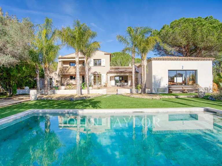 Propriété Grimaud - 6 chambres - 350m²