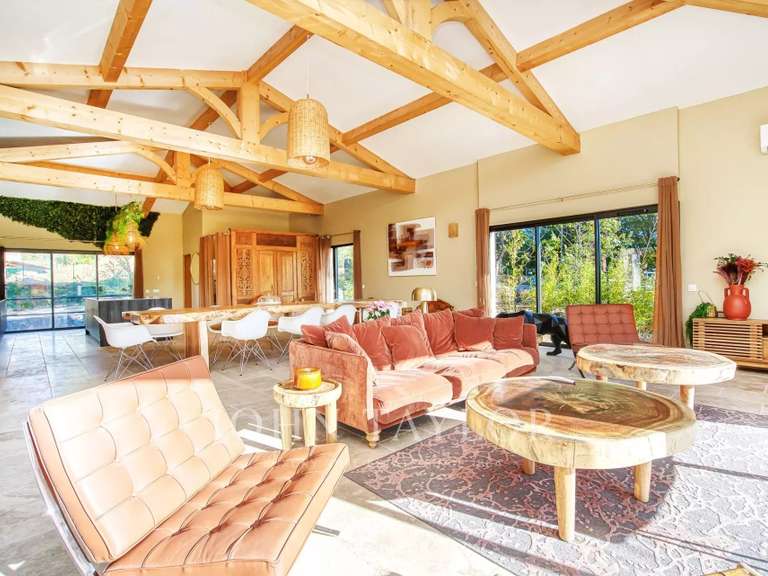 Propriété Grimaud - 6 chambres - 350m²