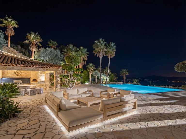 Propriété Grimaud - 6 chambres - 580m²