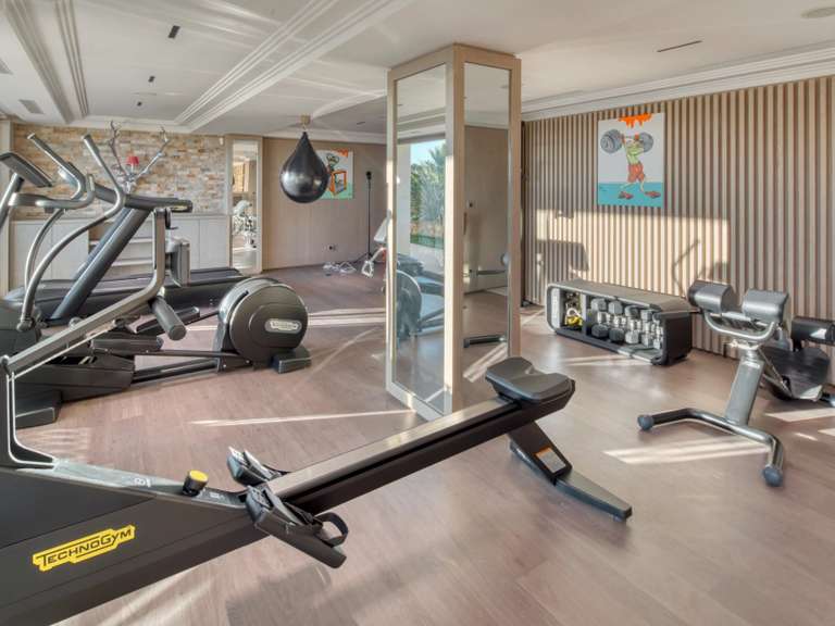 Propriété Grimaud - 6 chambres - 580m²