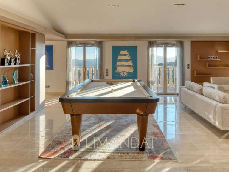 Propriété Grimaud - 6 chambres - 580m²