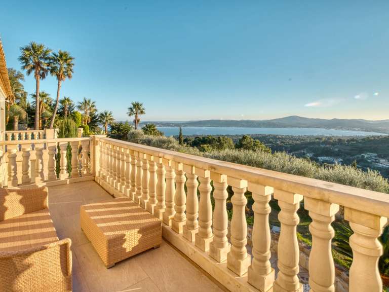 Propriété Grimaud - 6 chambres - 580m²