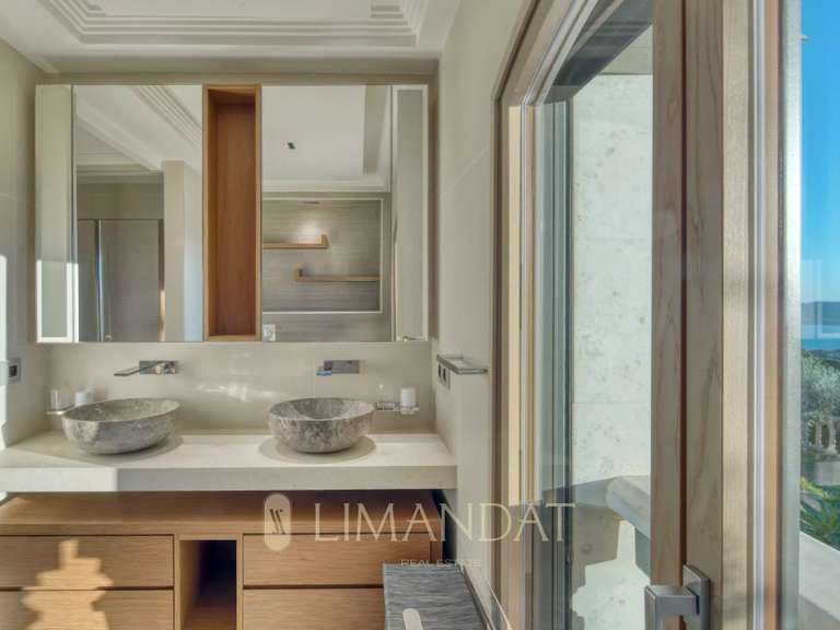 Propriété Grimaud - 6 chambres - 580m²