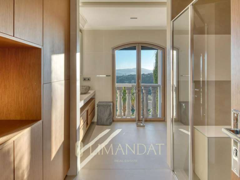 Propriété Grimaud - 6 chambres - 580m²