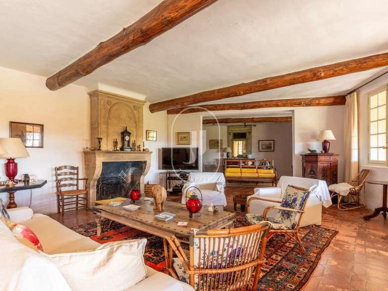 Propriété Grimaud - 9 chambres - 500m²