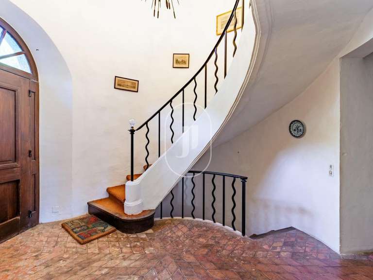 Propriété Grimaud - 9 chambres - 500m²