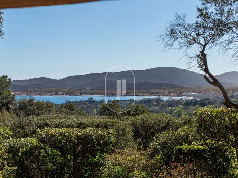 Propriété Grimaud - 9 chambres - 500m²