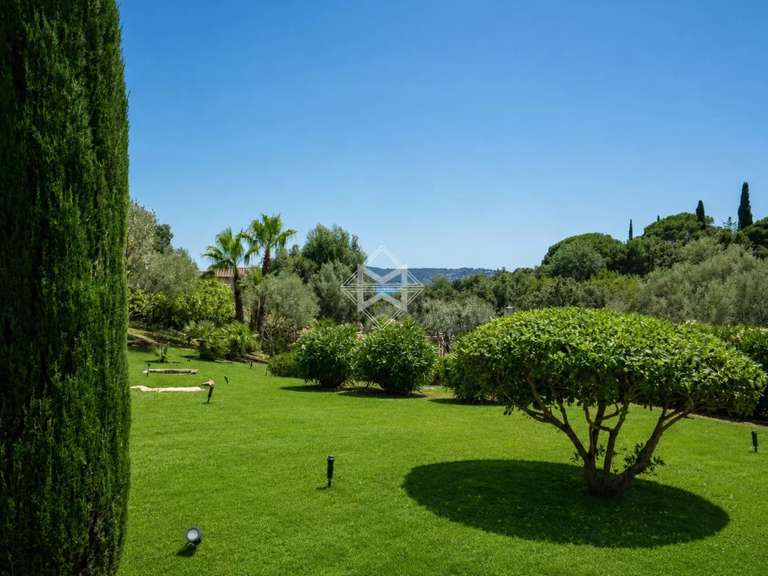 Propriété Grimaud - 3 chambres - 350m²