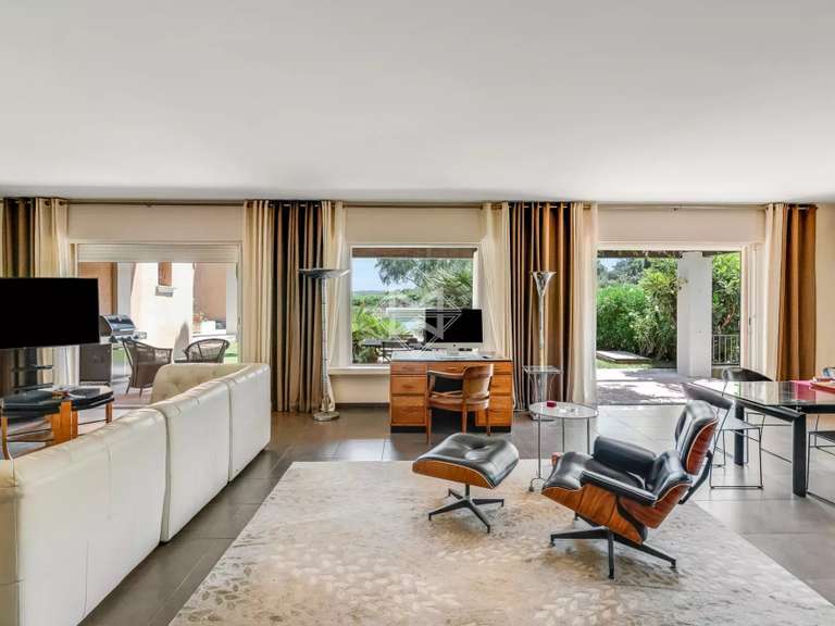 Propriété Grimaud - 3 chambres - 350m²