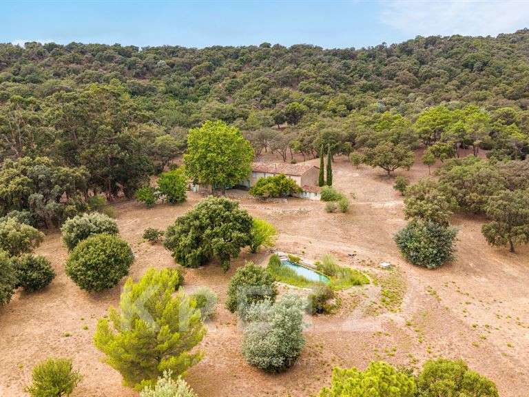 Propriété avec Vue sur mer Grimaud - 7 chambres - 350m²