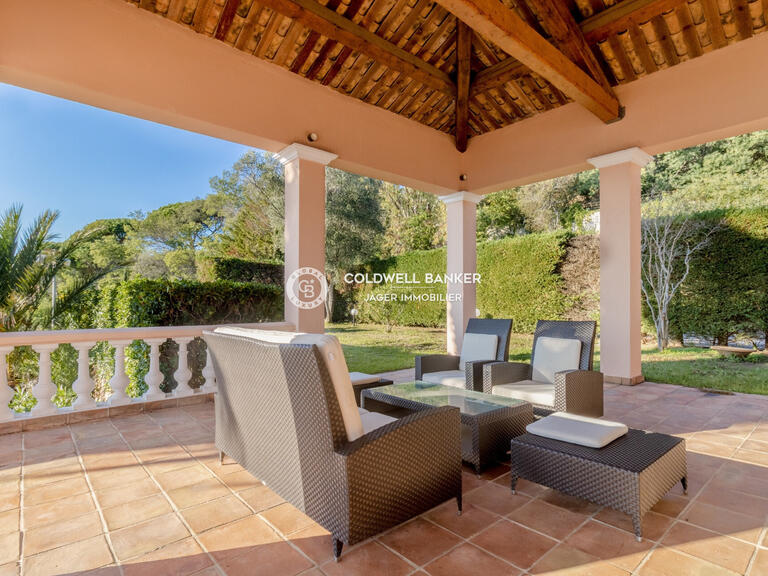 Vente Villa Grimaud - 7 chambres