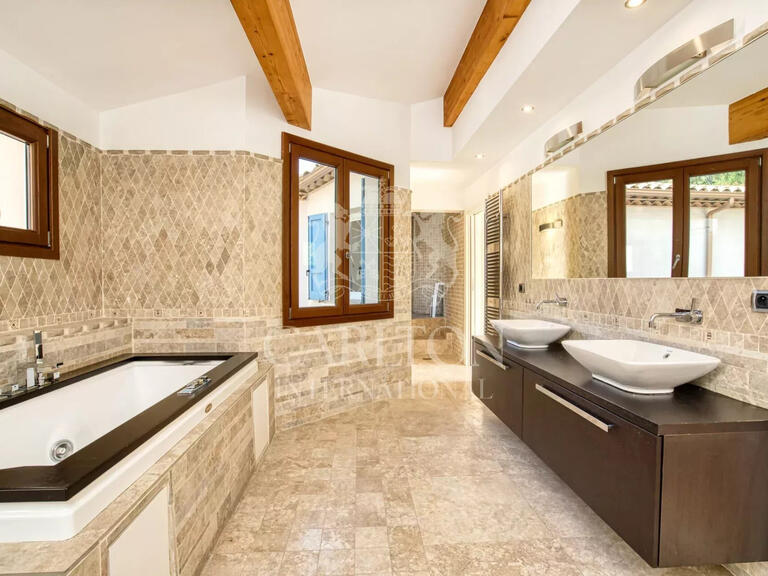 Villa Grimaud - 6 bedrooms - 645m²