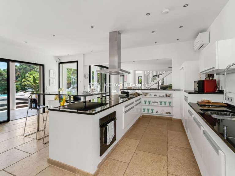 Villa Grimaud - 5 chambres - 440m²