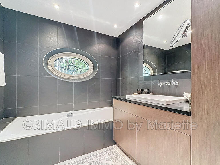 Villa Grimaud - 5 chambres - 234m²