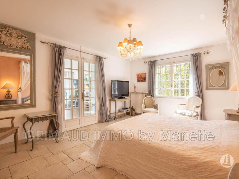 Villa Grimaud - 4 bedrooms - 280m²