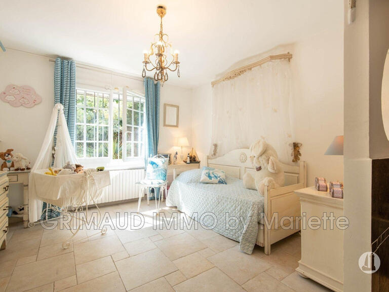 Villa Grimaud - 4 bedrooms - 280m²