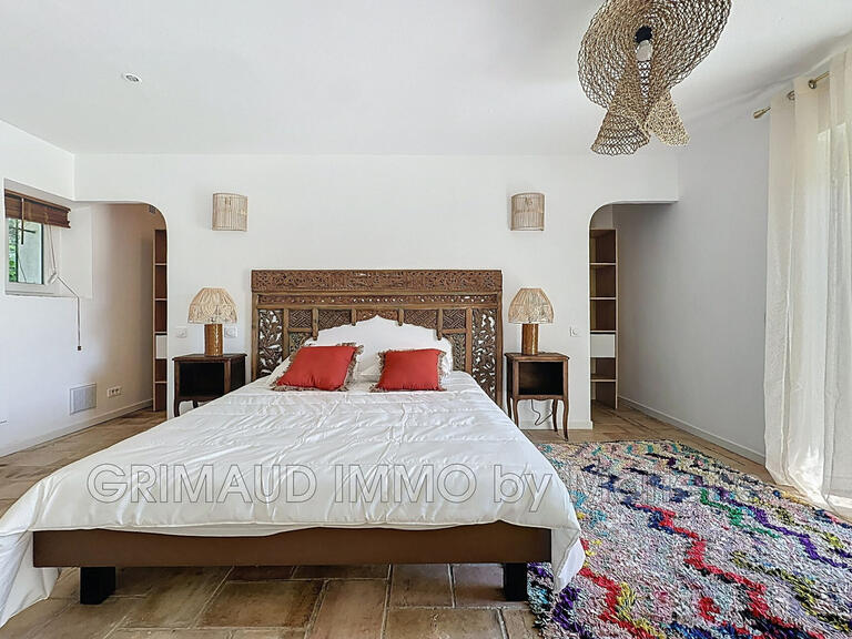 Villa Grimaud - 4 bedrooms - 300m²