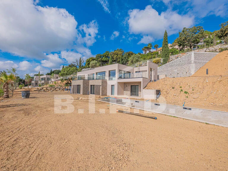 Villa Grimaud - 5 bedrooms - 269m²