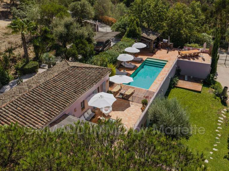 Villa Grimaud - 7 chambres - 280m²