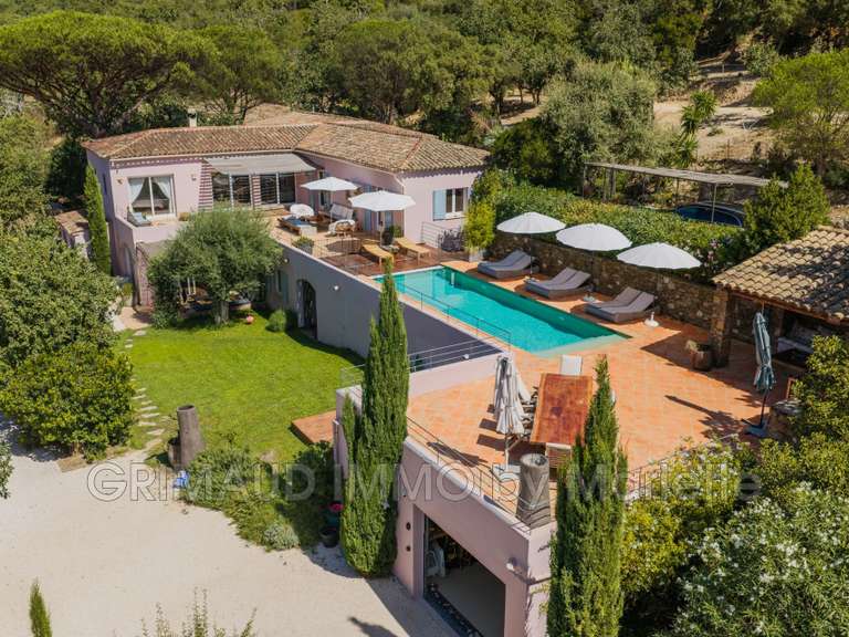 Villa Grimaud - 7 chambres - 280m²