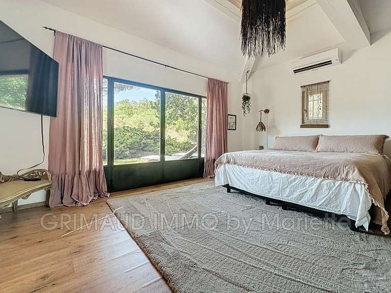 Villa Grimaud - 7 chambres - 280m²