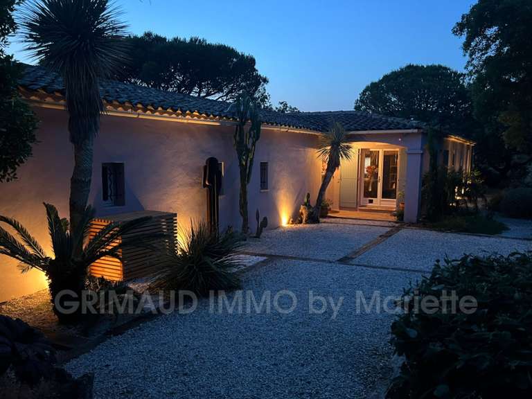 Villa Grimaud - 7 chambres - 280m²