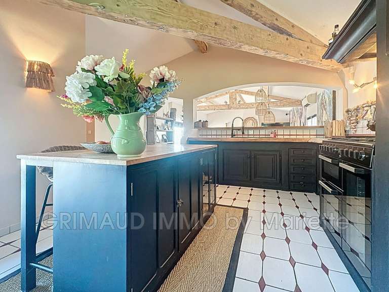 Villa Grimaud - 7 chambres - 280m²