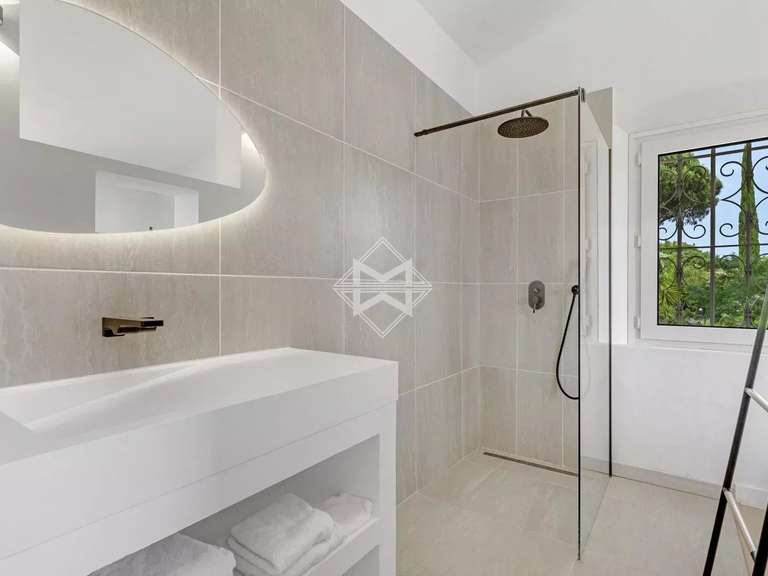 Villa Grimaud - 5 chambres - 350m²