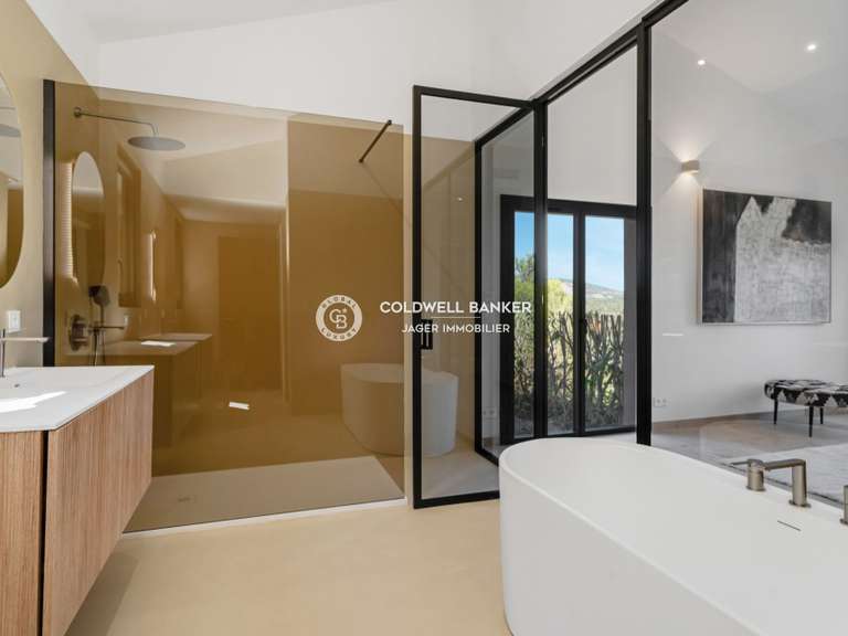 Villa Grimaud - 5 chambres - 330m²