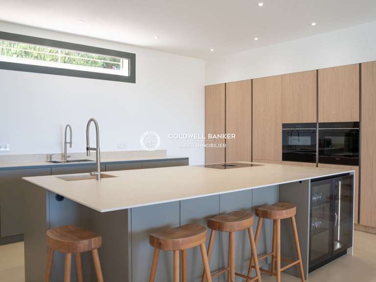 Villa Grimaud - 5 chambres - 330m²