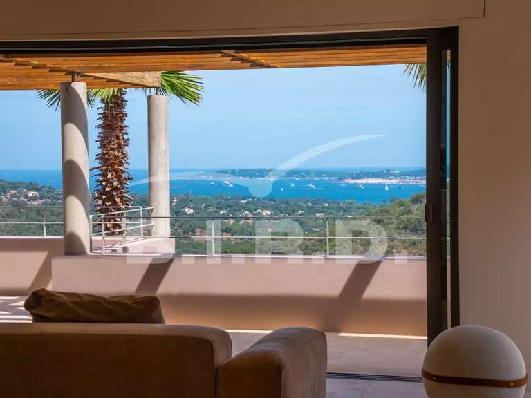Villa Grimaud - 4 bedrooms - 340m²