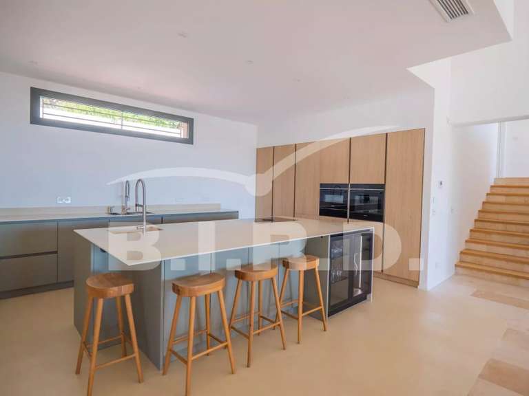 Villa Grimaud - 4 bedrooms - 340m²