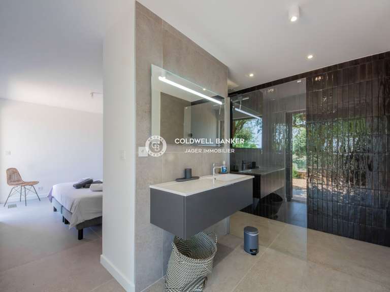 Villa Grimaud - 4 bedrooms - 171m²