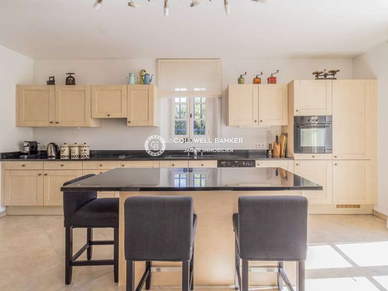 Villa Grimaud - 4 bedrooms - 220m²