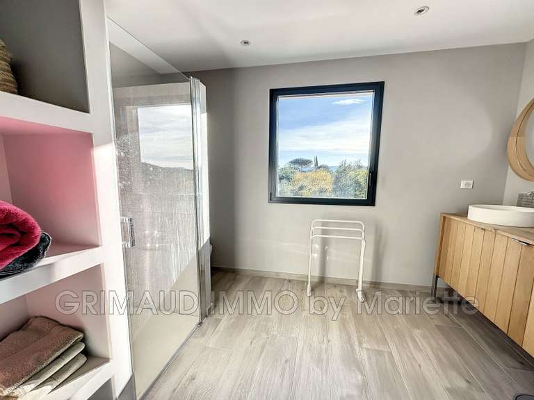 Villa Grimaud - 5 bedrooms - 195m²