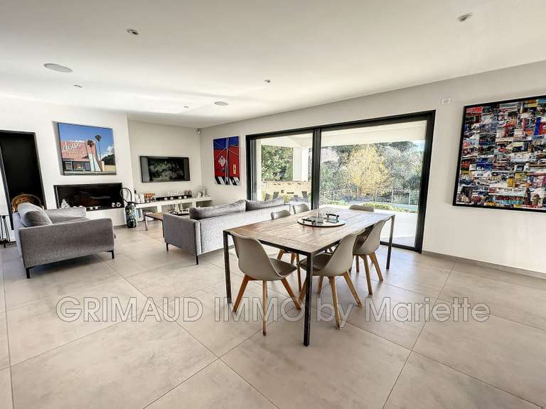 Villa Grimaud - 5 bedrooms - 195m²