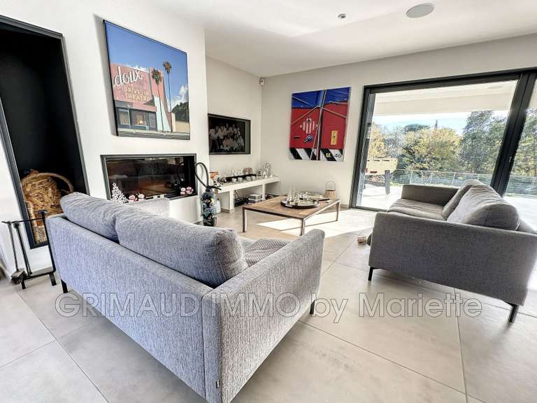 Villa Grimaud - 5 bedrooms - 195m²