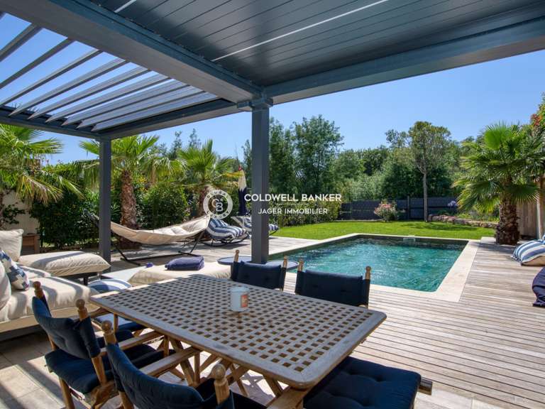 Villa Grimaud - 4 bedrooms - 181m²