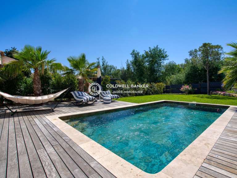 Villa Grimaud - 4 bedrooms - 181m²
