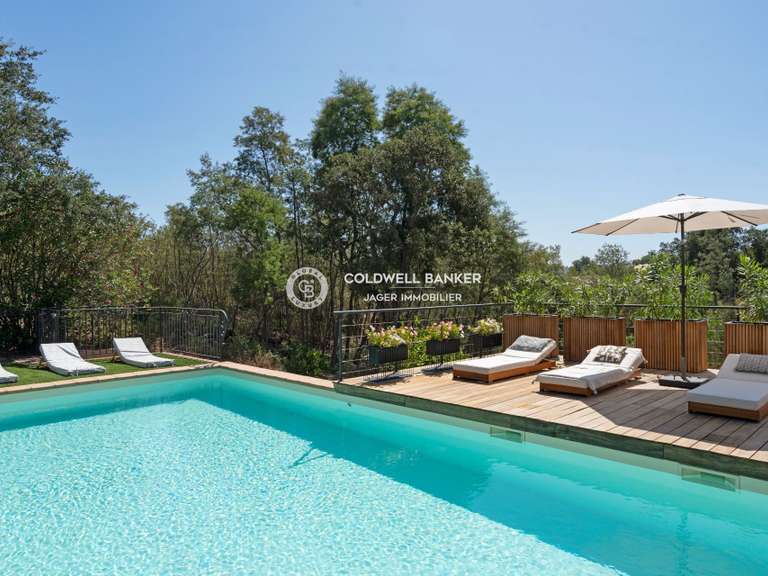 Villa Grimaud - 4 bedrooms - 250m²