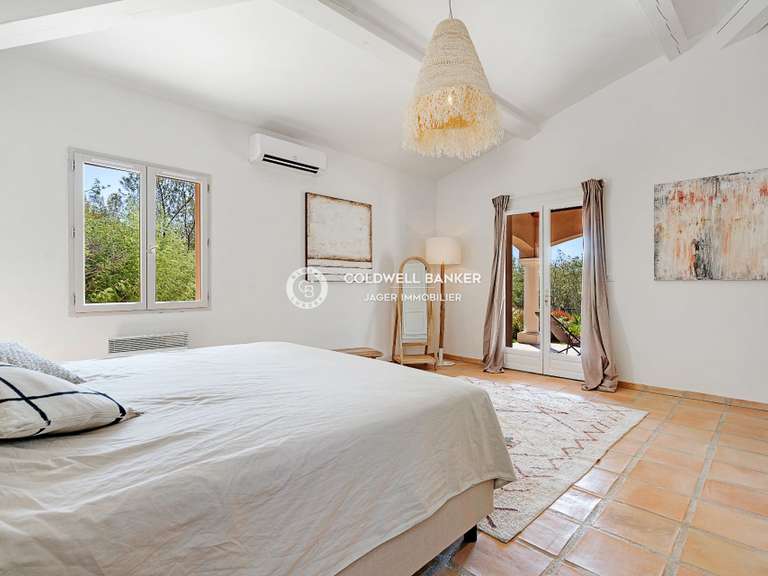 Villa Grimaud - 4 bedrooms - 250m²