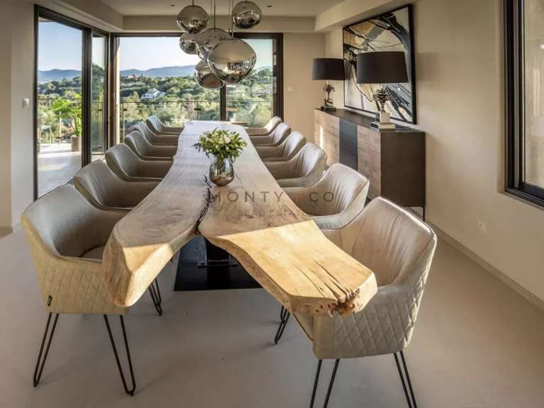 Villa Grimaud - 5 bedrooms - 292m²