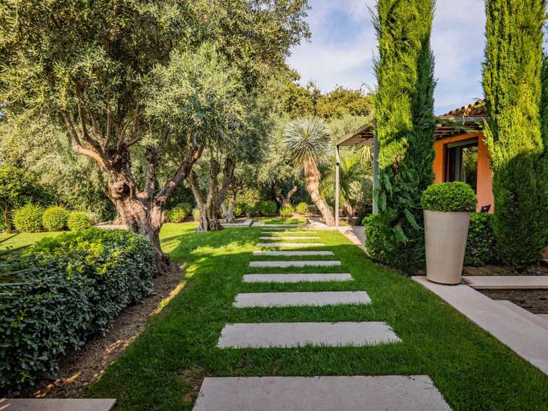 Villa Grimaud - 6 bedrooms - 420m²