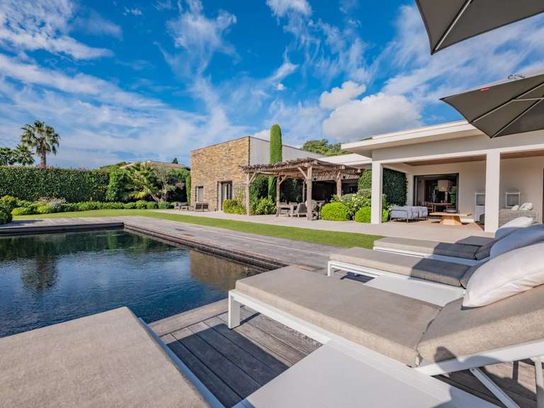 Villa Grimaud - 4 bedrooms - 245m²