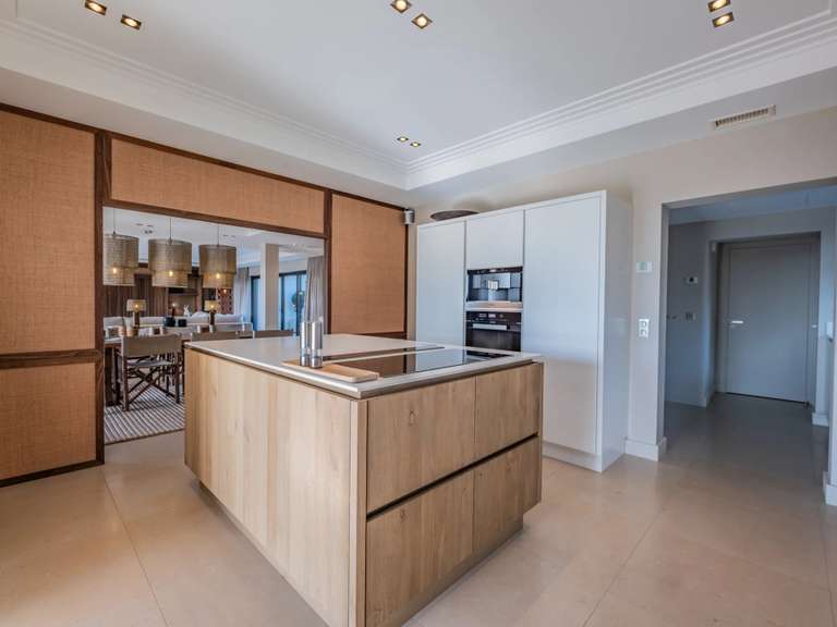 Villa Grimaud - 4 bedrooms - 245m²