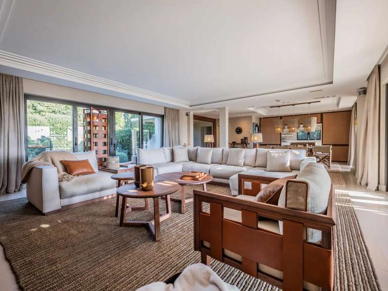 Villa Grimaud - 4 bedrooms - 245m²