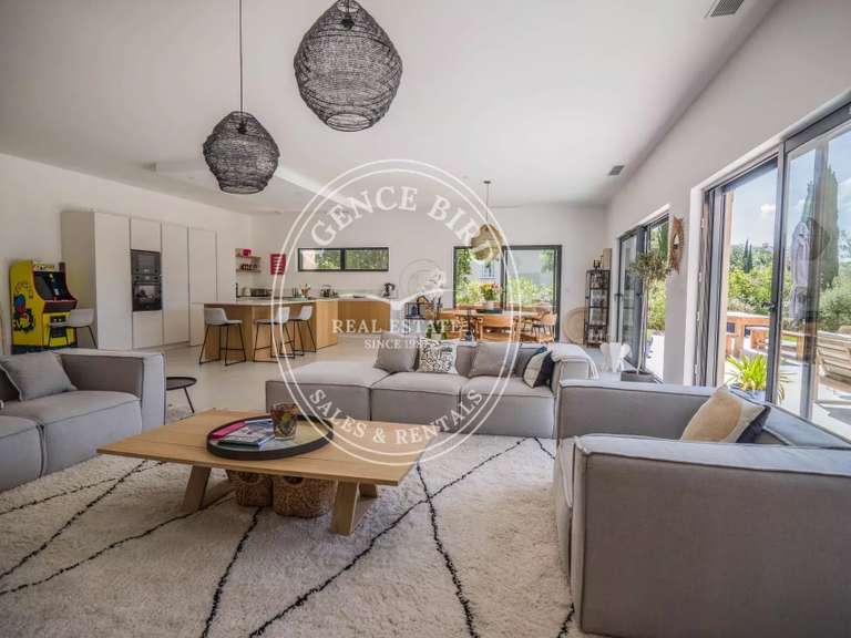 Villa Grimaud - 4 bedrooms - 210m²