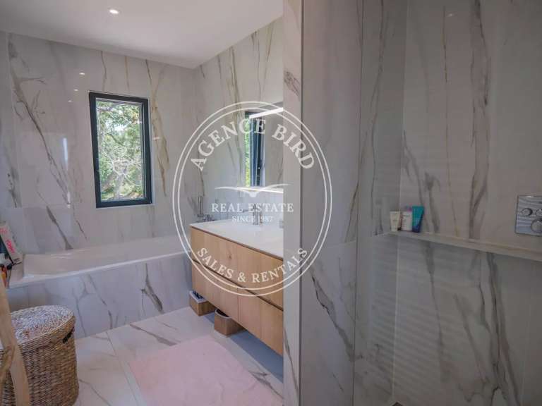 Villa Grimaud - 4 bedrooms - 210m²