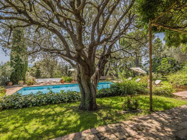 Villa Grimaud - 6 chambres - 325m²