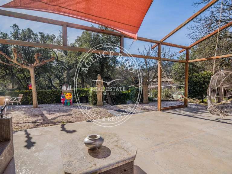 Villa Grimaud - 7 chambres - 360m²